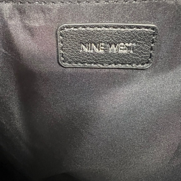 Nine West Coralia Yuliana Tote - Picture 6 of 16